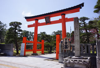 白山神社
