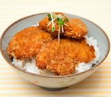 日本海の海の幸たっぷりの海鮮丼